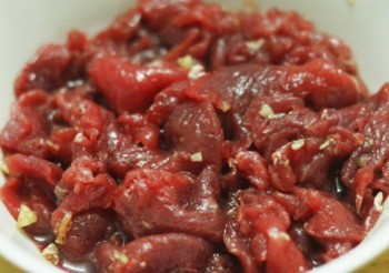 Cách làm tôm cuộn thịt bò nướng đơn giản, thơm ngon