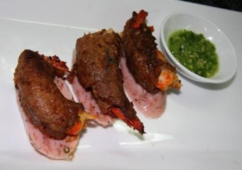 Cách làm tôm cuộn thịt bò nướng đơn giản, thơm ngon