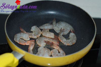 Cách làm tôm rim trứng cút ngon tuyệt cú mèo