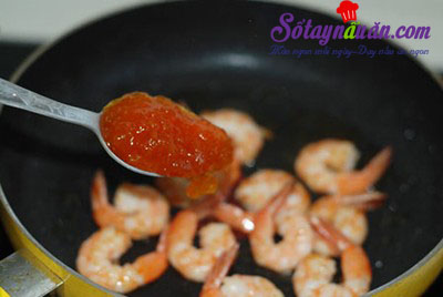 Cách làm tôm rim trứng cút ngon tuyệt cú mèo