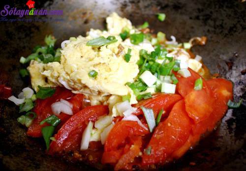 Cách làm trứng chưng cà chua đơn giản mà lại ngon