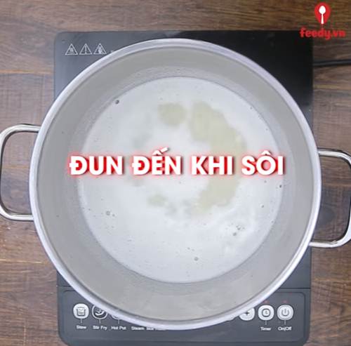 Cách làm trứng cút lộn chiên xù sốt me ngon đến khó cưỡng