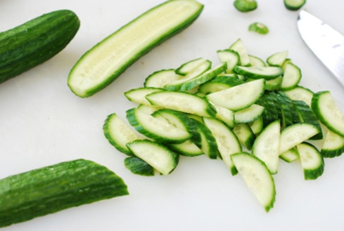 Cách làm trứng cút sốt cà chua đậm đà, thơm ngon khó cưỡng chỉ trong 15 phút