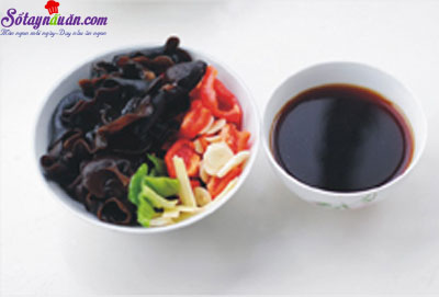 Cách làm trứng cút xào chua ngọt đưa cơm