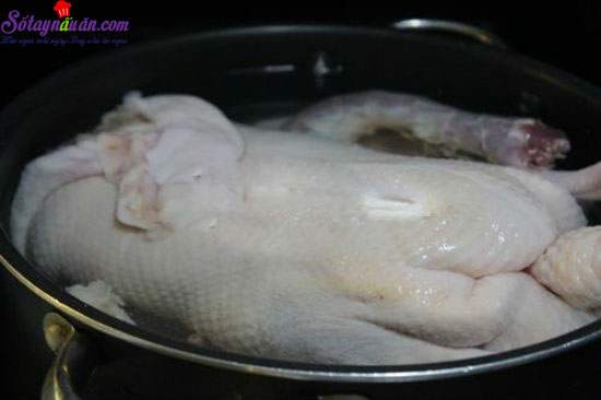 Cách làm vịt nấu măng khô ngọt mát ngày hè