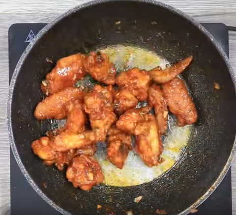 Cách làm vịt om sấu "ngon quên sầu" đãi cả nhà