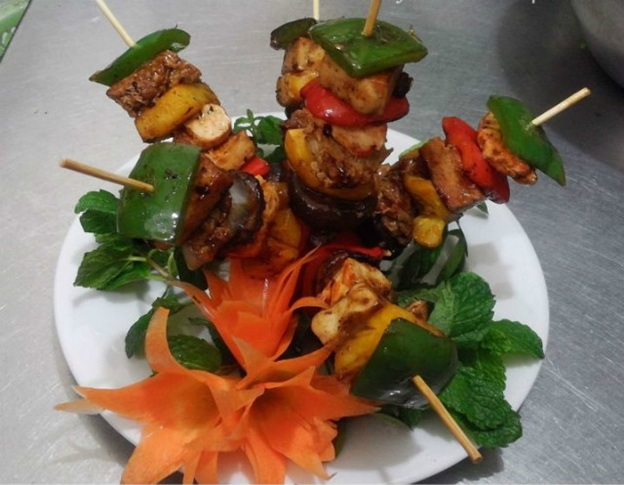 Cách làm xiên que chay nướng ngon độc đáo