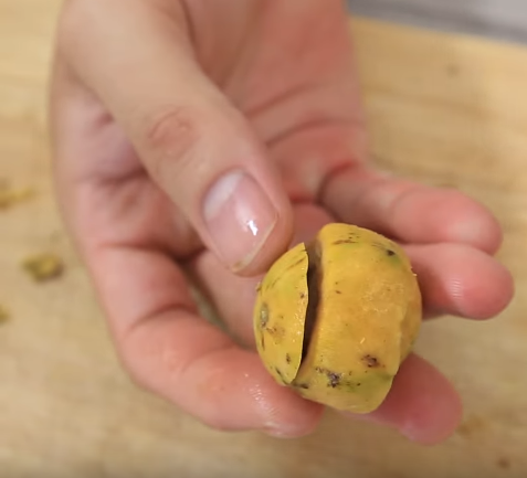 Cách làm xôi nếp cẩm ngọt thơm bằng nồi cơm điện