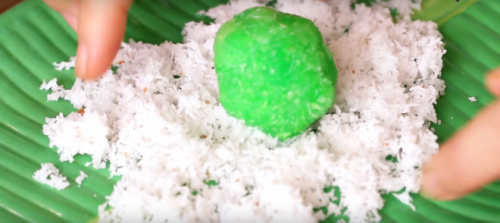 Cách làm xôi sầu riêng thơm nức mũi chỉ bằng nồi cơm điện