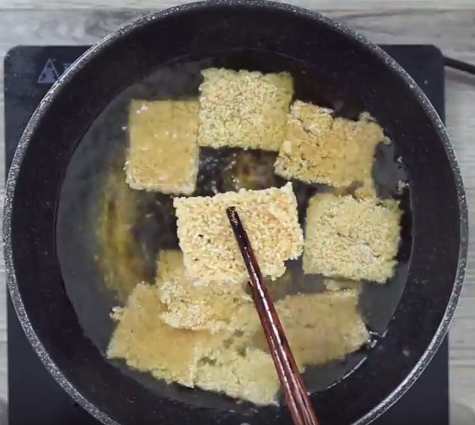 Cách muối kim chi hành lá  vừa lạ miệng lại ngon hết nấc