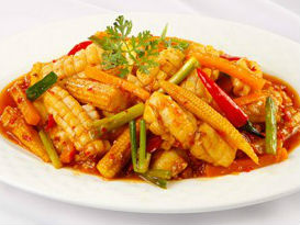 Cách nấu bắp non xào mực cay