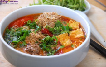 Cách nấu bún riêu cua đồng ngon, đơn giản tại nhà