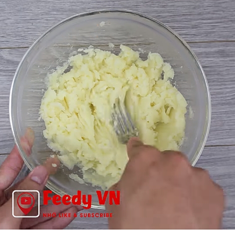 Cách nấu bún riêu cua truyền thống thơm ngon đậm đà mà không hề tốn thời gian