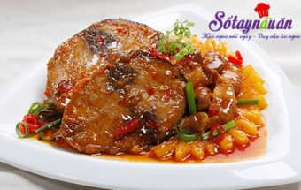 Cách nấu cá ngừ kho nước mía