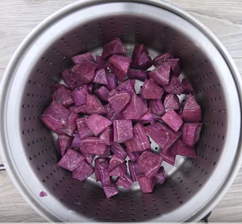 Cách nấu cà ri gà Ấn Độ đơn giản mà hương vị thơm ngon quyến rũ