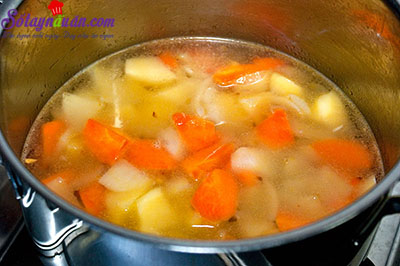 Cách nấu cà ri gà kiểu Nhật thơm ngon vừa miệng