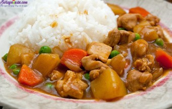 Cách nấu cà ri gà kiểu Nhật thơm ngon vừa miệng