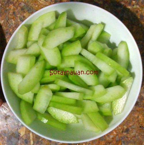 Cách nấu canh bí xanh (bí đao) với thịt nạc