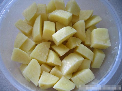 Cách nấu canh gà ngon cho bà bầu