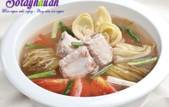 Cách nấu canh sườn nấu dưa chua