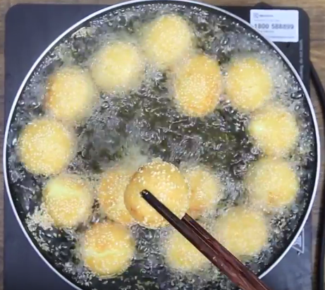 Cách nấu cháo cá hồi ăn dặm ngon bổ lại không bị tanh cho bé