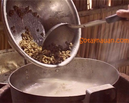 Cách nấu cháo hến –  món ngon cho bé