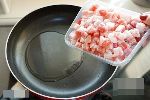 Cách nấu cháo sườn sụn mềm tan thơm ngon tại nhà