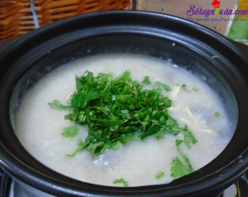 Cách nấu cháo tim gà rau cải ngon tuyệt