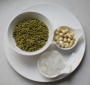 Cách nấu chè đậu xanh đặc thú vị