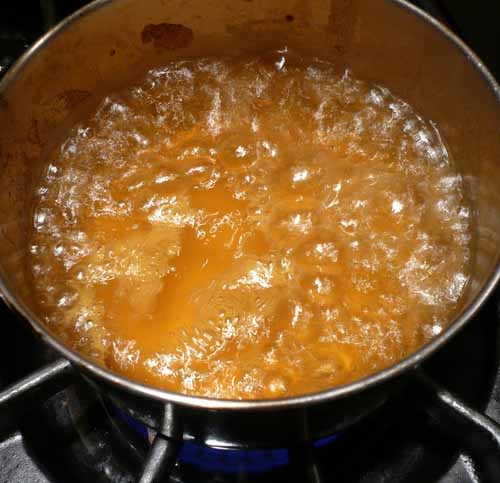 Cách nấu chè hạt sen tuyết nhĩ thanh mát