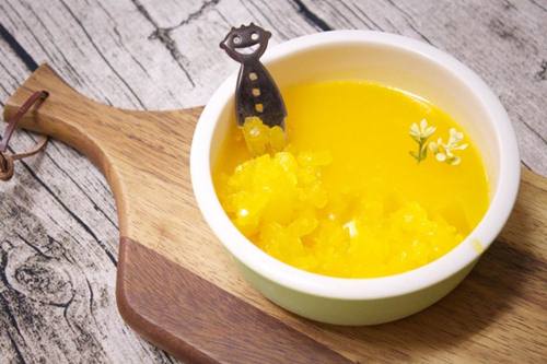 Cách nấu chè hạt sen tuyết nhĩ thanh mát