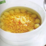 Cách nấu chè hạt sen với đậu xanh