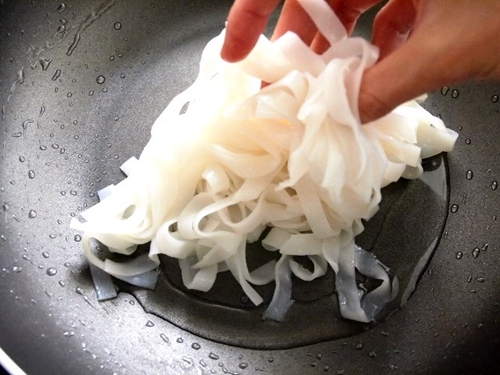 Cách nấu chè khúc bạch siêu ngon, giải nhiệt cực đã