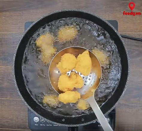 Cách nấu chè mè đen “bát quái” vừa lạ mắt, vừa ngon miệng