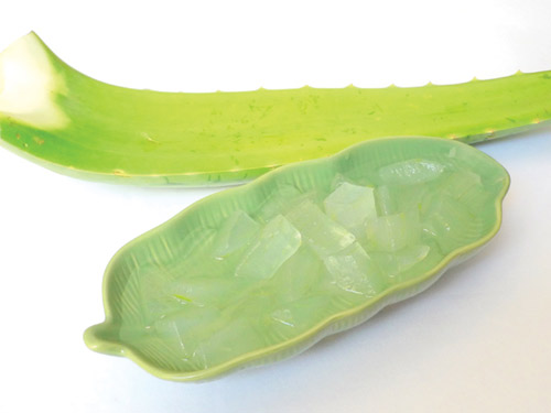 Cách nấu chè nha đam hạt sen