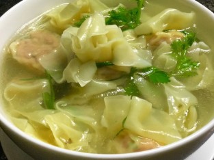 Cách nấu hoành thánh ngon