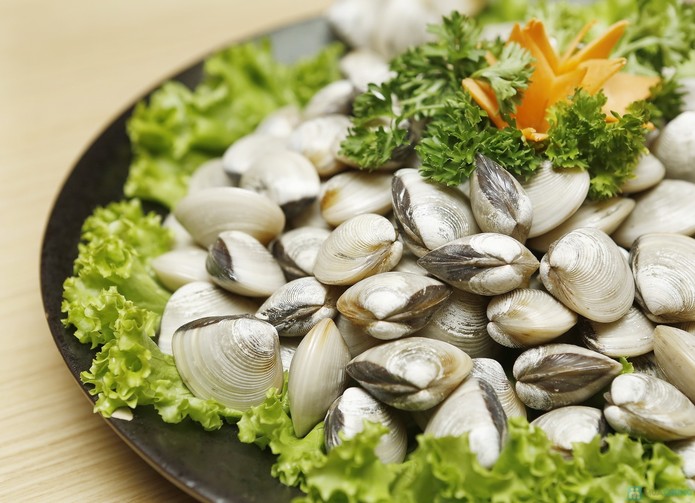 Cách nấu lẩu cua ngon cho buổi họp mặt bạn bè