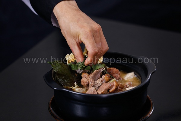 Cách nấu lẩu vịt lá tía tô ngon bổ dưỡng