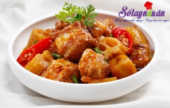 Cách nấu món sườn kho củ sen – Món Ngon Mỗi Ngày