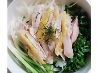 Cách nấu phở gà thơm ngon hấp dẫn