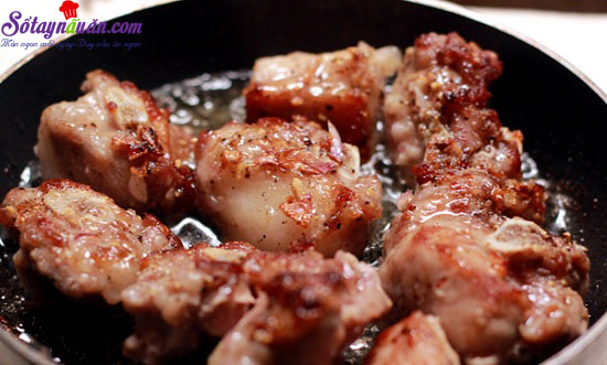 Cách nấu sườn chua ngọt ngon cơm