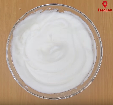 Cách nấu súp gà ngô nấm thanh đạm, ngon ngọt vô cùng