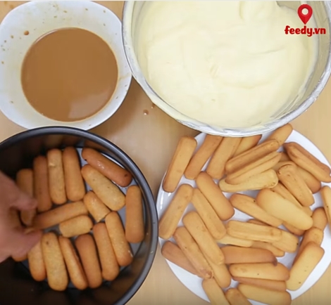 Cách nấu súp gà ngô nấm thanh đạm, ngon ngọt vô cùng