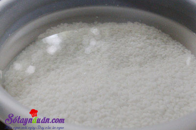 Cách nấu xôi gấc ngon, dẻo, đỏ tưng bừng