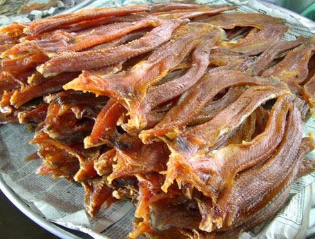 Cách rim cá khô mặn ngọt