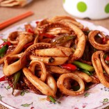 Cách xào mực với rau củ thập cẩm