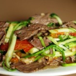 Cách xào thịt bò với dưa leo