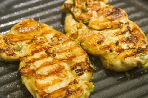 Cải bắp sốt nấm bào ngư thanh lọc cơ thể ngày hè