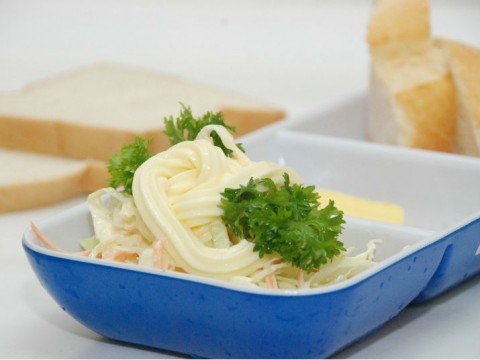 Cải bắp trộn sốt mayonnaise