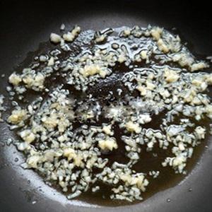 Cách làm cải thìa xào quẩy